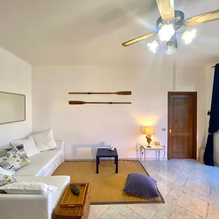 Casa Comoda Con Vista Ferienhaus